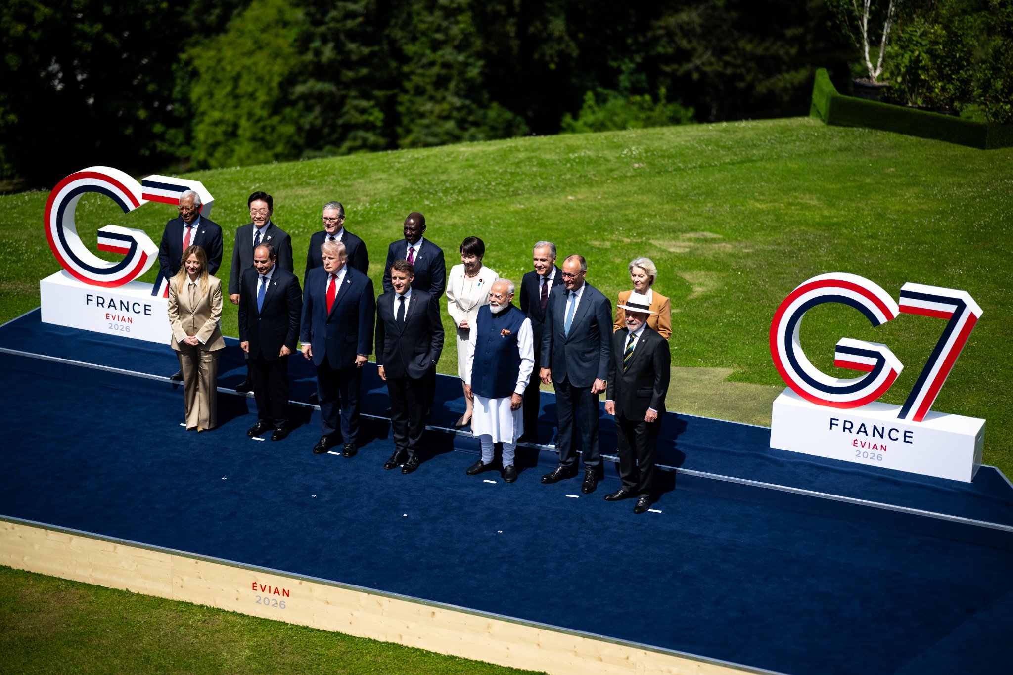 G7 leaders' family photo at Évian-les-Bains, June 16, 2026